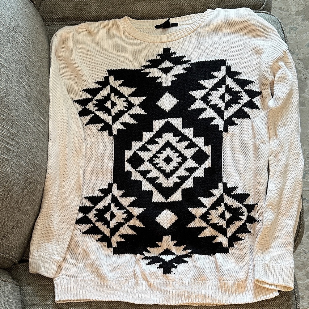 Forever 21 Black and Cream Aztec Patterned Sweater, Size Medium